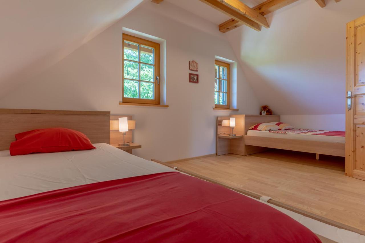 Chalet Haloze Pristava Buitenkant foto