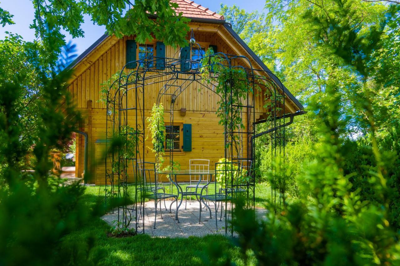 Chalet Haloze Pristava Buitenkant foto